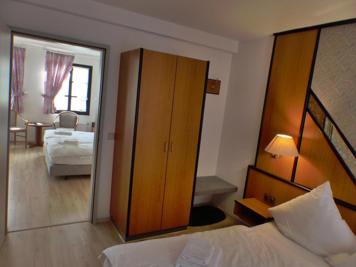 Hotel Zur Post Dabringhausen - Contactless Self Check-In Вермельскирхен Экстерьер фото